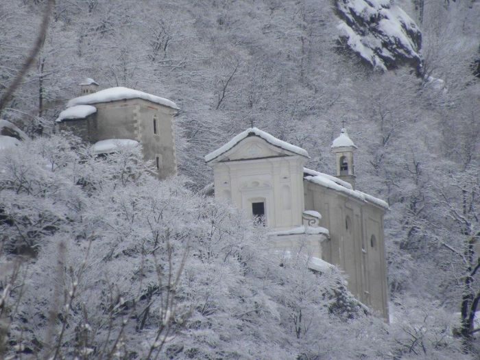 Santuario in inverno